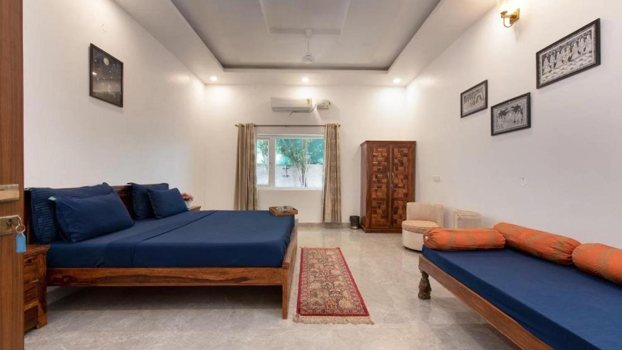 The Singh Farm Cosy Private Pool Farm Villa 구르가온 외부 사진